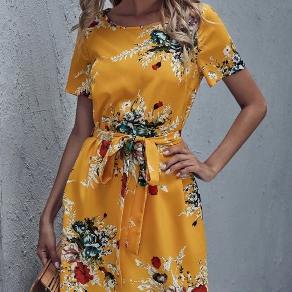 SHEIN Dresses & Skirts - SHEIN dress size S Yellow